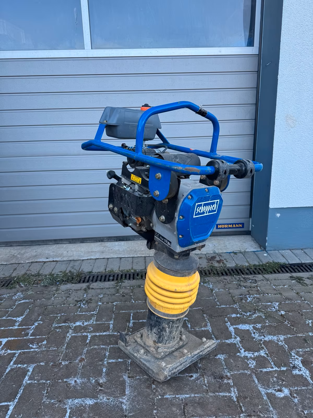 Vibrationsstampfer Scheppach VS1000 – 87 kg
