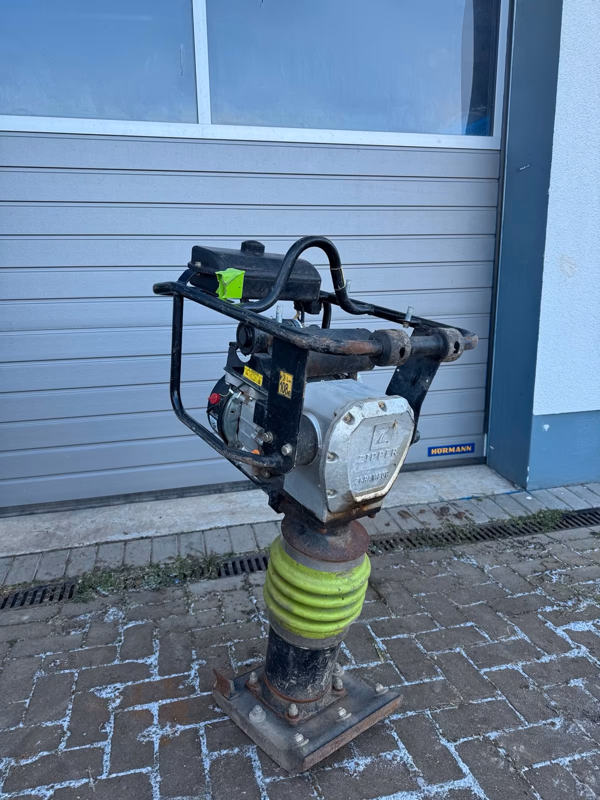 Vibrationsstampfer Zipper ZI-RAM80C